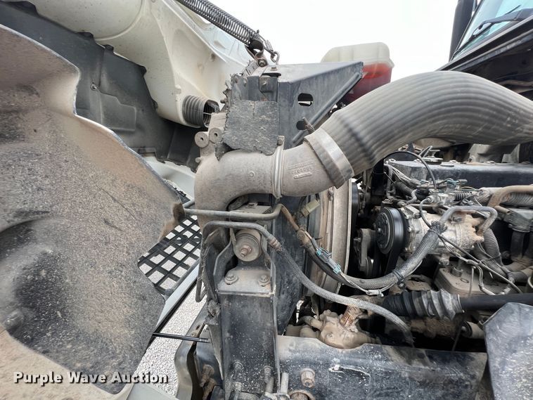 image for item IA9110 2002 Volvo VHD  ready mix truck