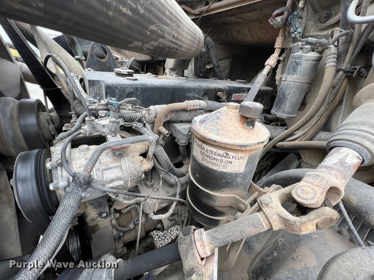 image for item IA9110 2002 Volvo VHD  ready mix truck