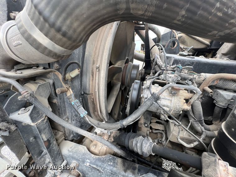 image for item IA9110 2002 Volvo VHD  ready mix truck