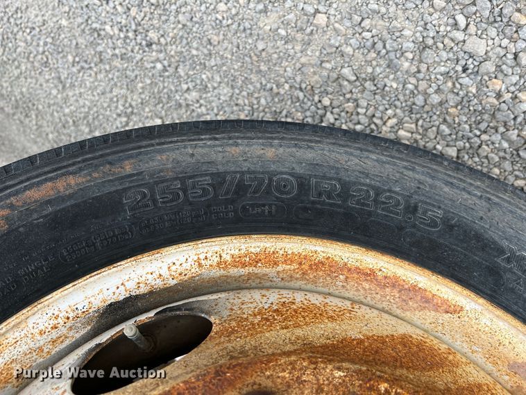 image for item IA9110 2002 Volvo VHD  ready mix truck