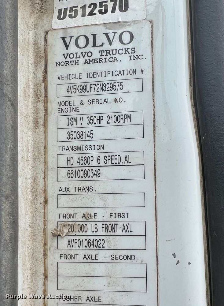 image for item IA9110 2002 Volvo VHD  ready mix truck