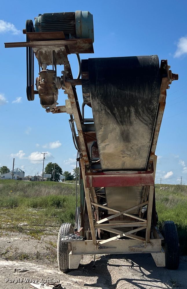 image for item IA9124 Shop built  conveyor