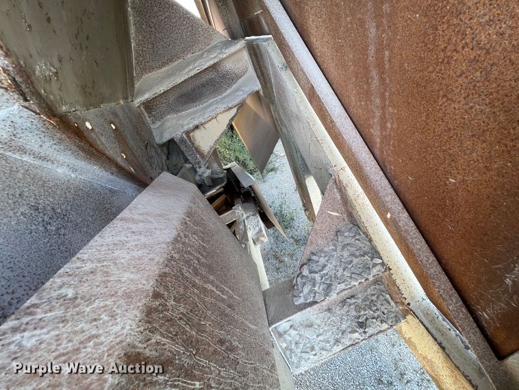 image for item IA9124 Shop built  conveyor