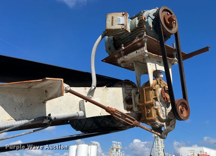 image for item IA9124 Shop built  conveyor