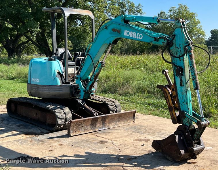 image for item IA9138 Kobelco 35SR  mini excavator