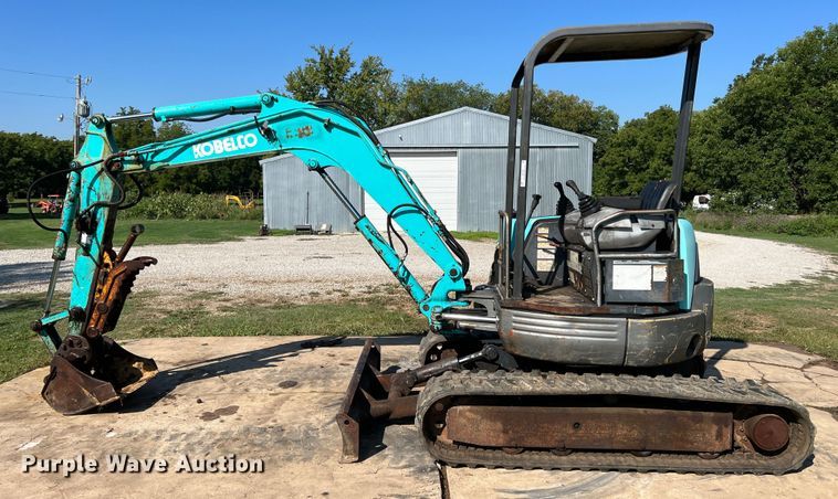 image for item IA9138 Kobelco 35SR  mini excavator