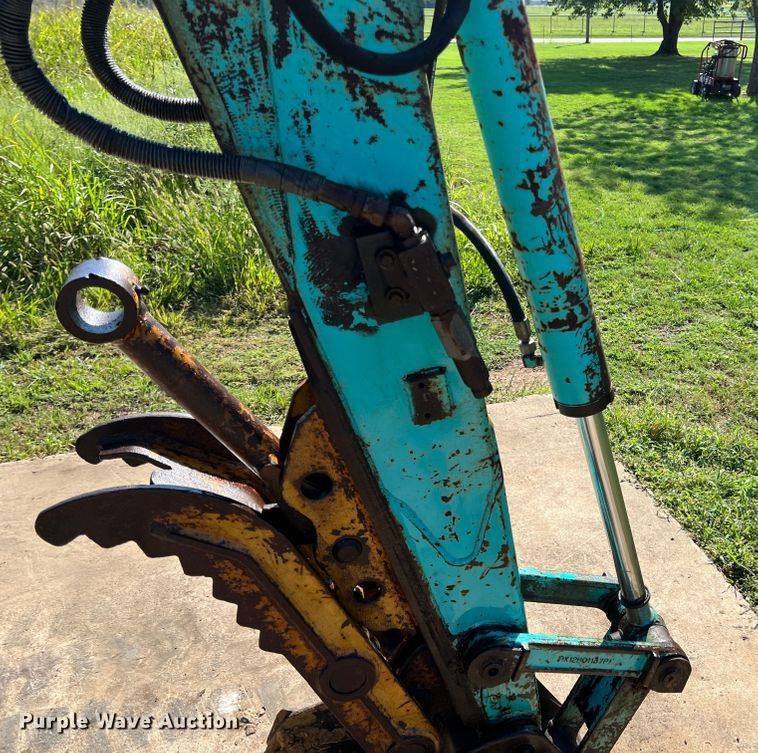 image for item IA9138 Kobelco 35SR  mini excavator