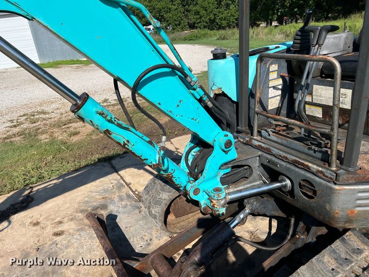 image for item IA9138 Kobelco 35SR  mini excavator