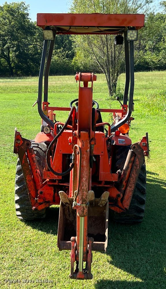 image for item IA9139 1999 Kubota B21  backhoe