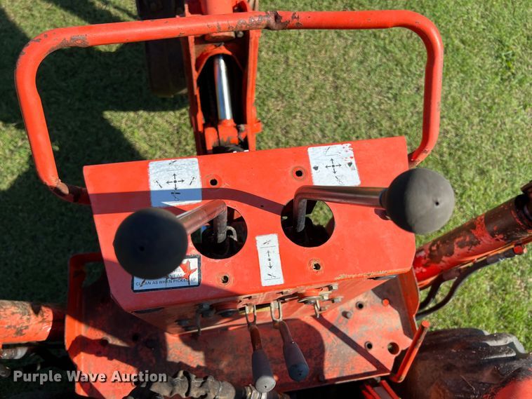 image for item IA9139 1999 Kubota B21  backhoe