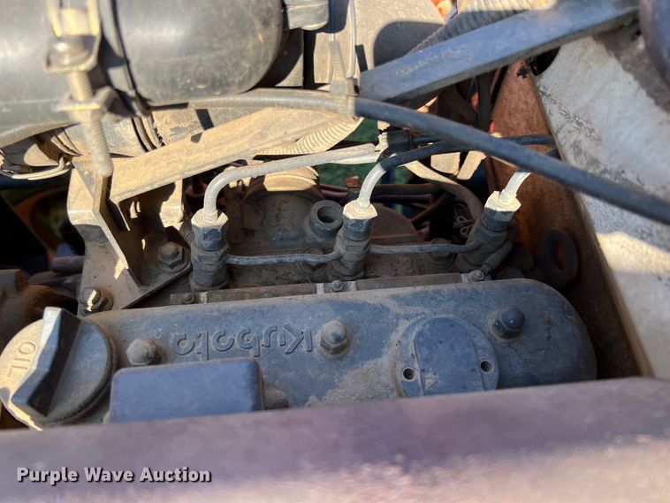 image for item IA9139 1999 Kubota B21  backhoe