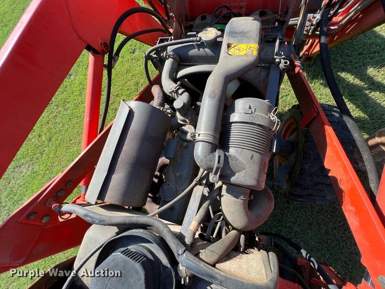 image for item IA9139 1999 Kubota B21  backhoe