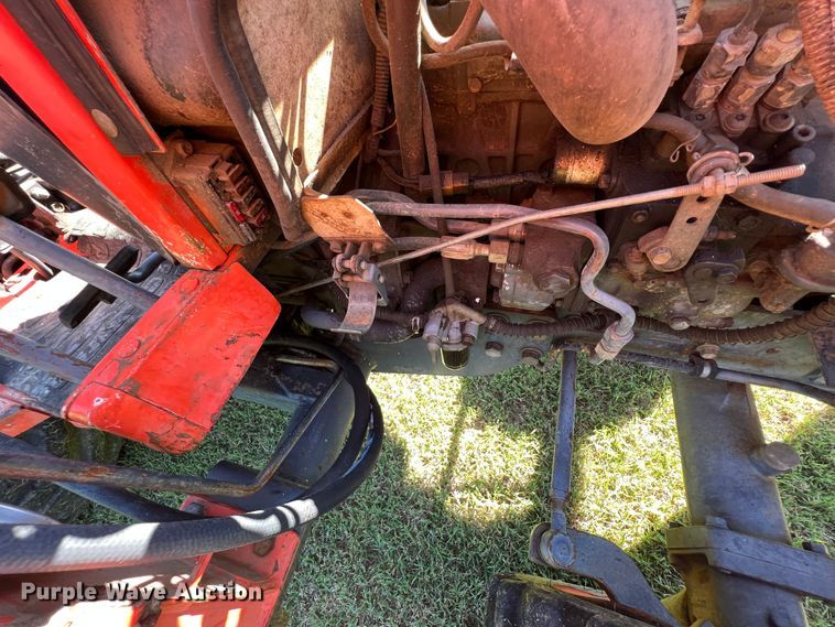 image for item IA9139 1999 Kubota B21  backhoe