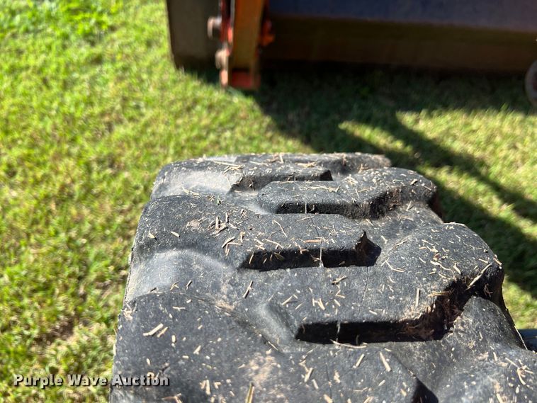 image for item IA9139 1999 Kubota B21  backhoe