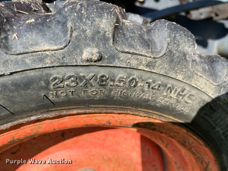 image for item IA9139 1999 Kubota B21  backhoe