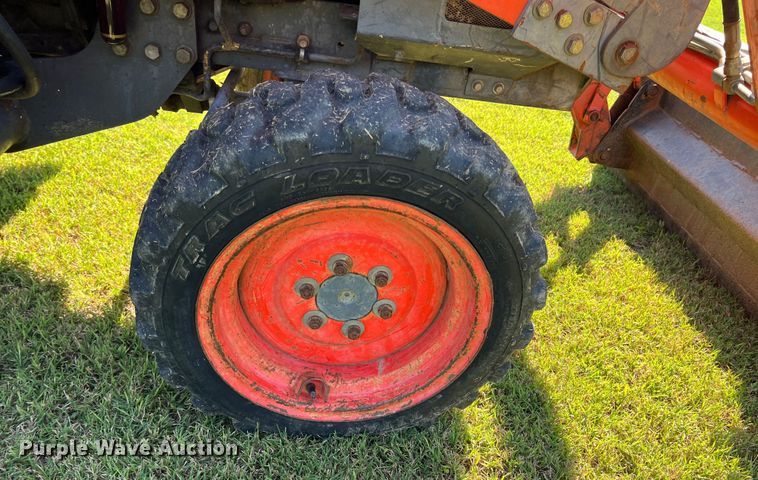 image for item IA9139 1999 Kubota B21  backhoe