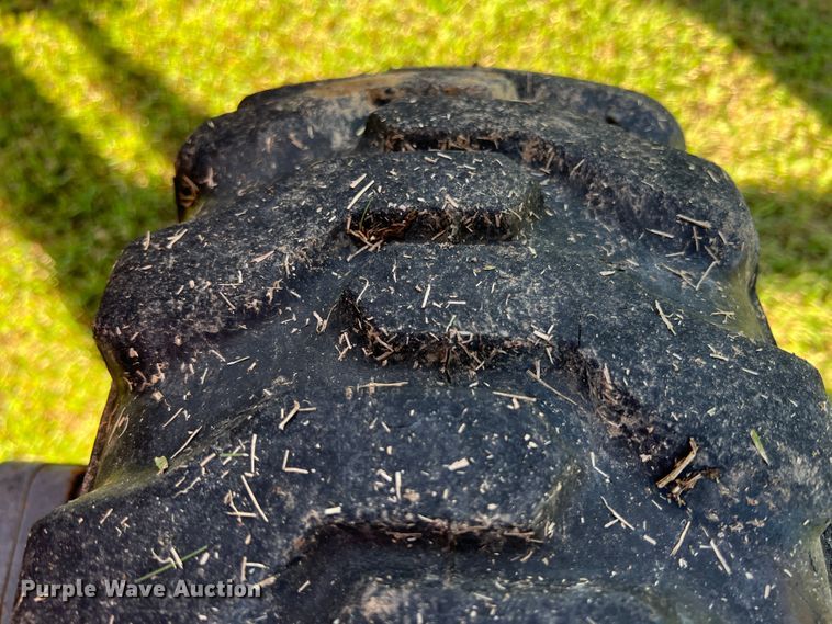 image for item IA9139 1999 Kubota B21  backhoe