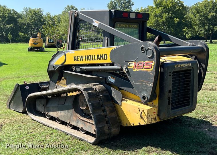 image for item IA9140 2006 New Holland C185  tracked skid steer loader