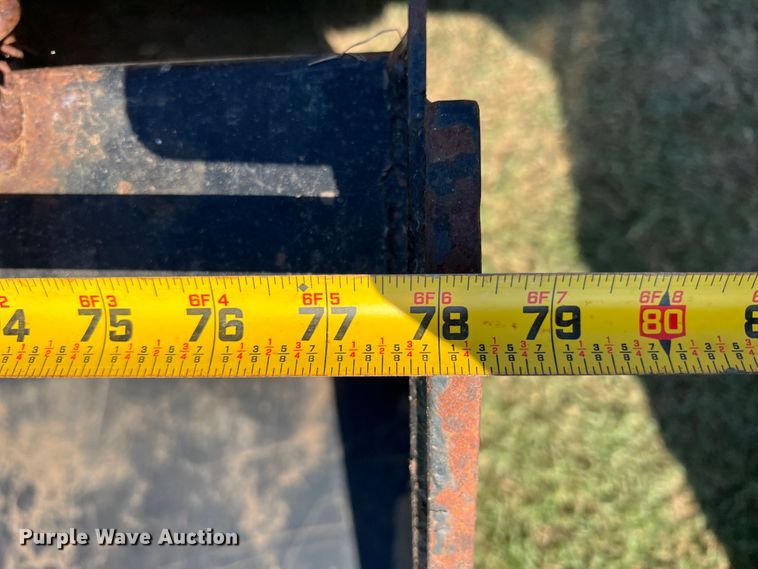 image for item IA9140 2006 New Holland C185  tracked skid steer loader