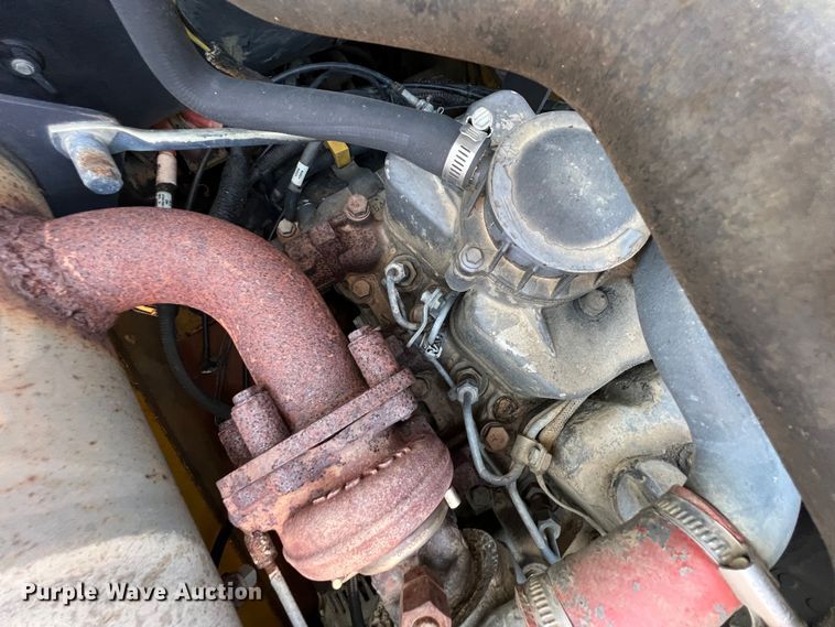 image for item IA9140 2006 New Holland C185  tracked skid steer loader