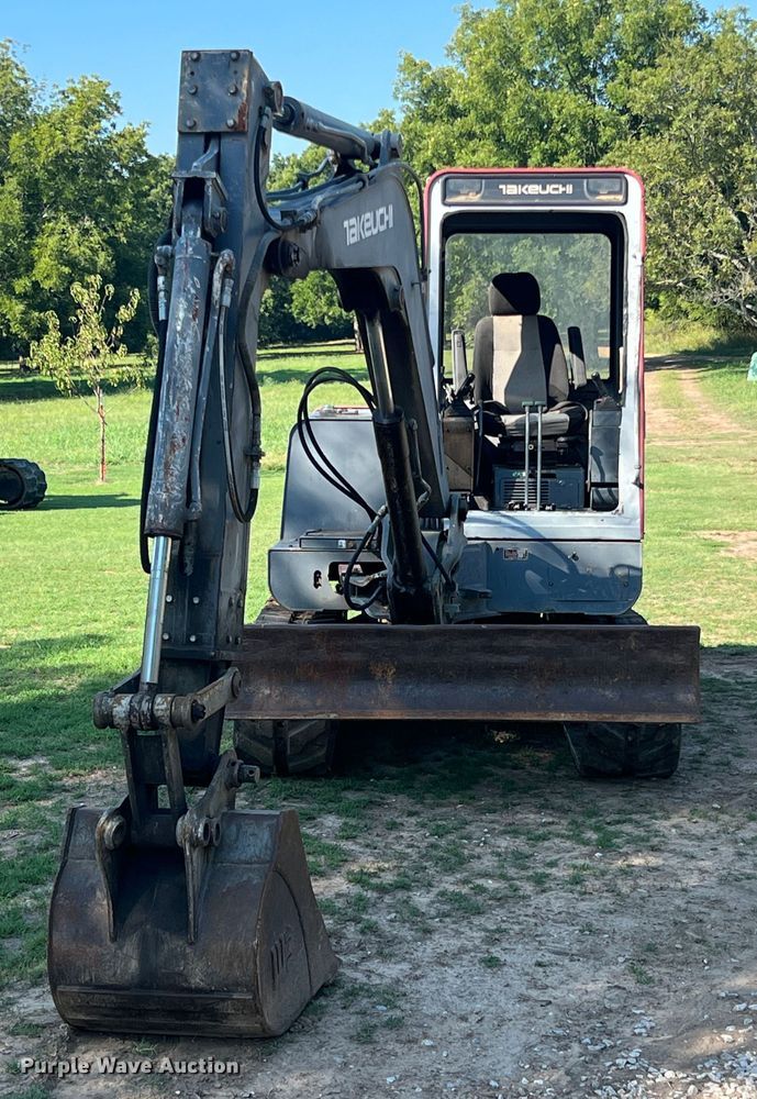image for item IA9141 1997 Takeuchi TB045  mini excavator