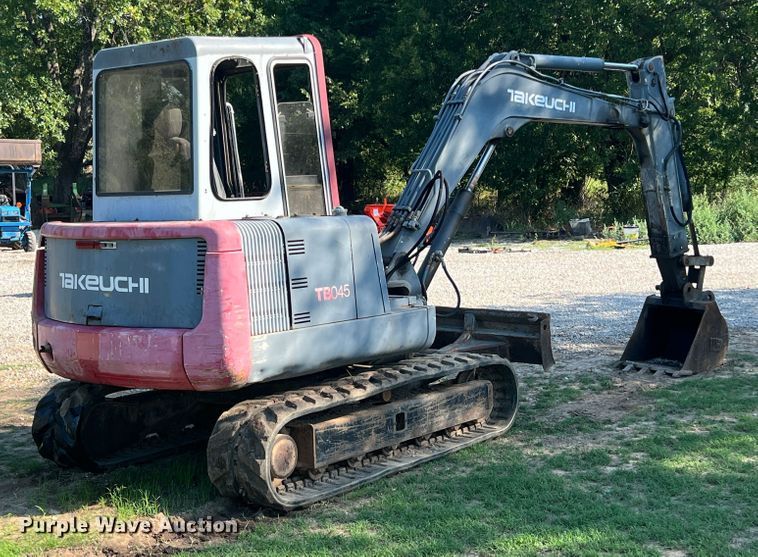 image for item IA9141 1997 Takeuchi TB045  mini excavator