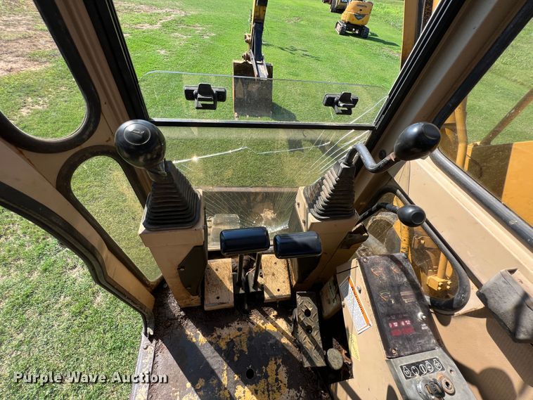 image for item IA9142 1993 Caterpillar 307SSR  mini excavator