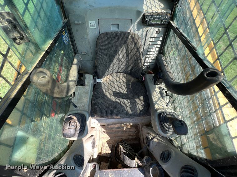 image for item IA9144 2009 Caterpillar 279C  tracked skid steer loader