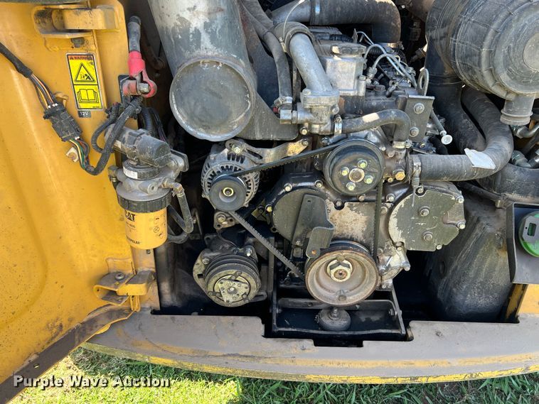 image for item IA9144 2009 Caterpillar 279C  tracked skid steer loader