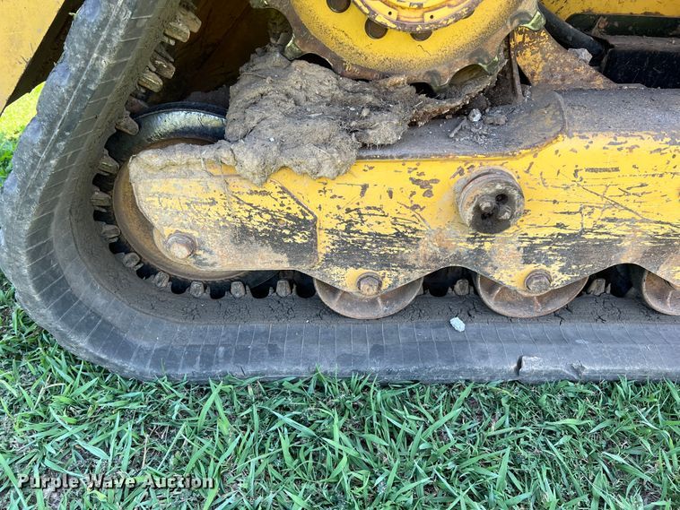 image for item IA9144 2009 Caterpillar 279C  tracked skid steer loader