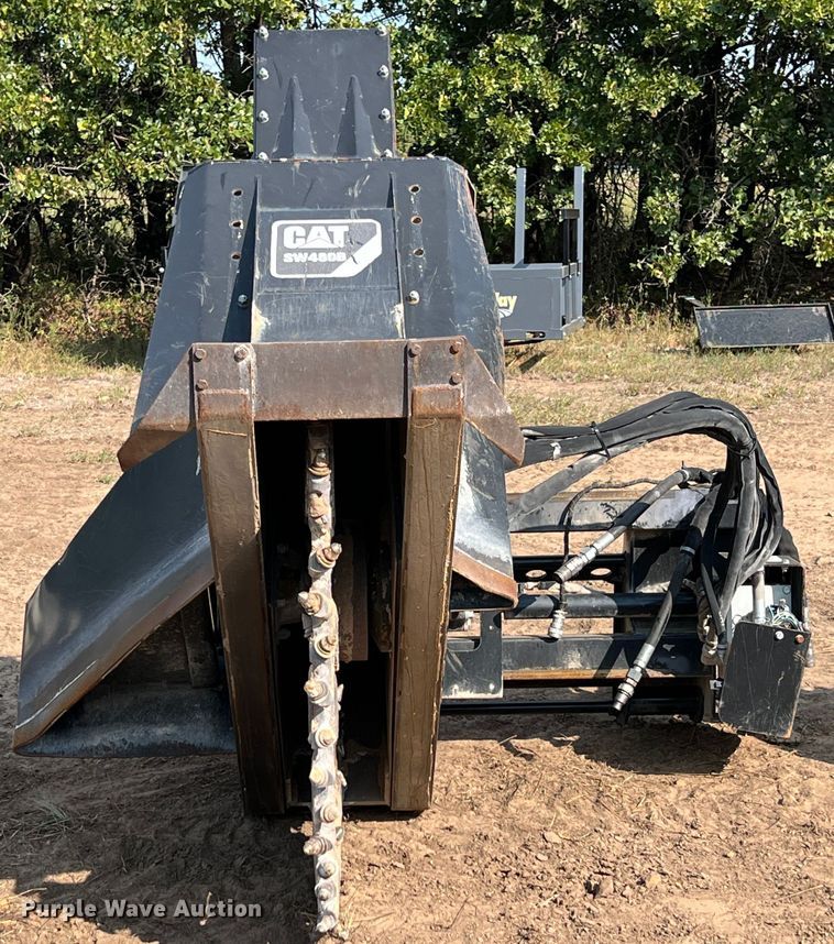 image for item IA9182 2012 Caterpillar SW460B-80  skid steer rock saw