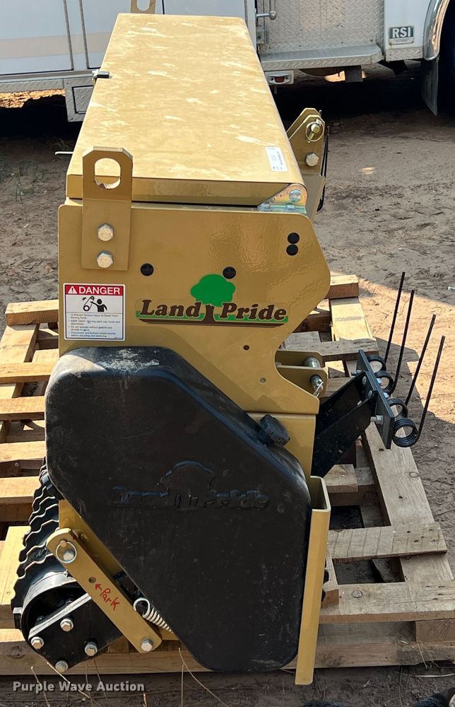 image for item IA9184 Land Pride PS1572  seeder