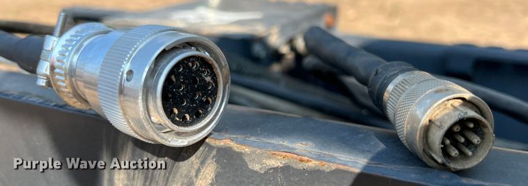 image for item IA9185 2010 Bobcat 90 Dozer  skid steer dozer blade