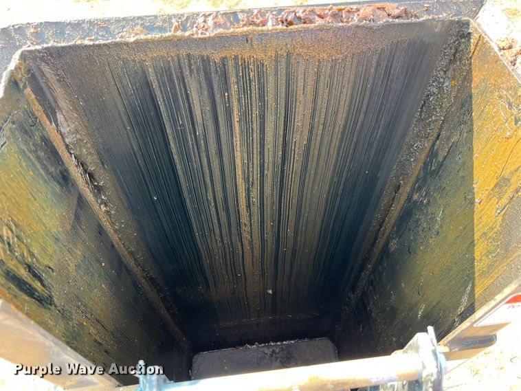 image for item IA9187 Danuser Hammer SM40  skid steer post driver