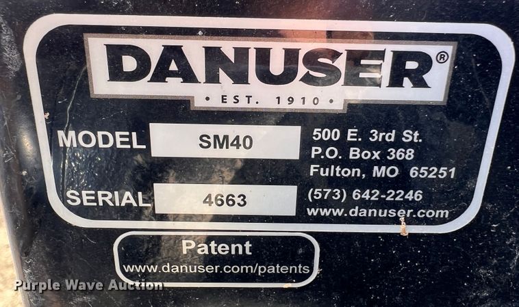 image for item IA9187 Danuser Hammer SM40  skid steer post driver