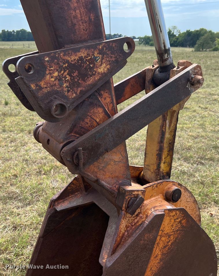 image for item IA9203 1986 Case 880D  excavator