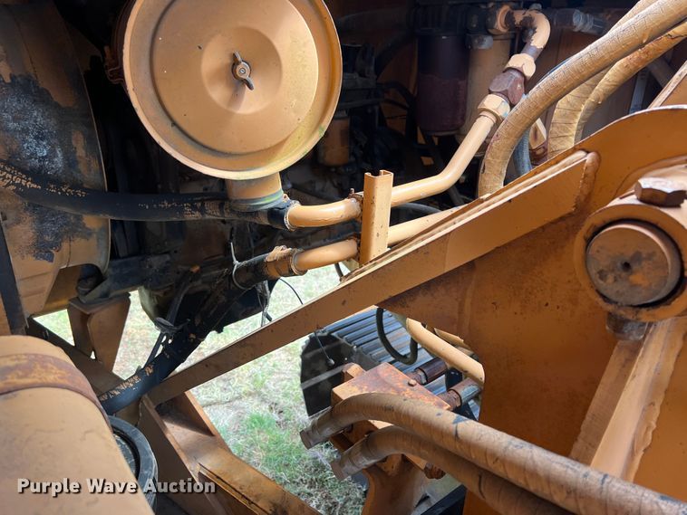 image for item IA9203 1986 Case 880D  excavator