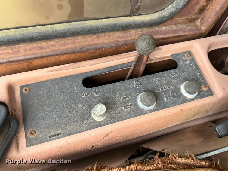 image for item IA9203 1986 Case 880D  excavator