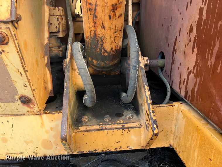 image for item IA9203 1986 Case 880D  excavator