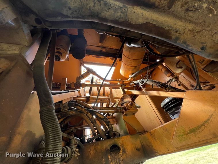 image for item IA9203 1986 Case 880D  excavator