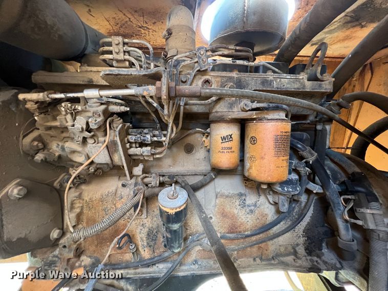 image for item IA9203 1986 Case 880D  excavator