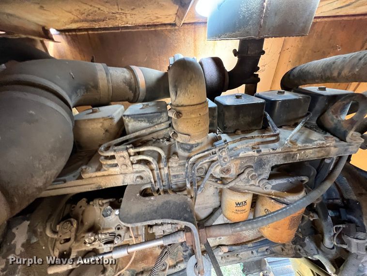 image for item IA9203 1986 Case 880D  excavator