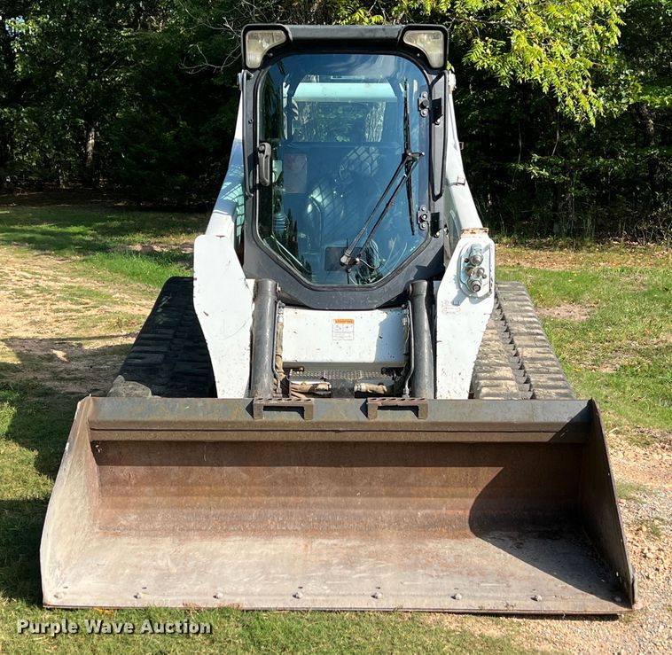 image for item IA9204 2011 Bobcat T870  tracked skid steer loader