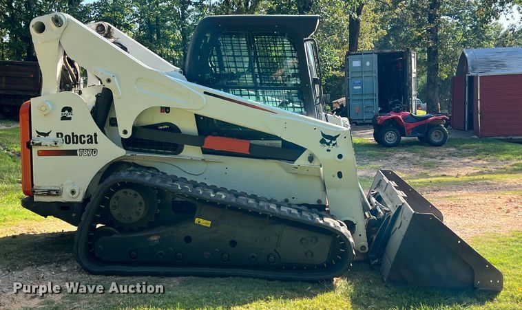 image for item IA9204 2011 Bobcat T870  tracked skid steer loader