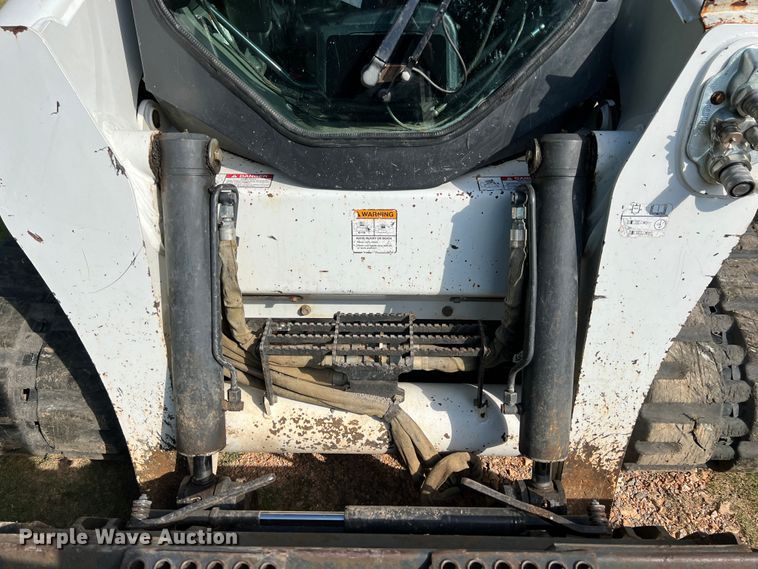 image for item IA9204 2011 Bobcat T870  tracked skid steer loader