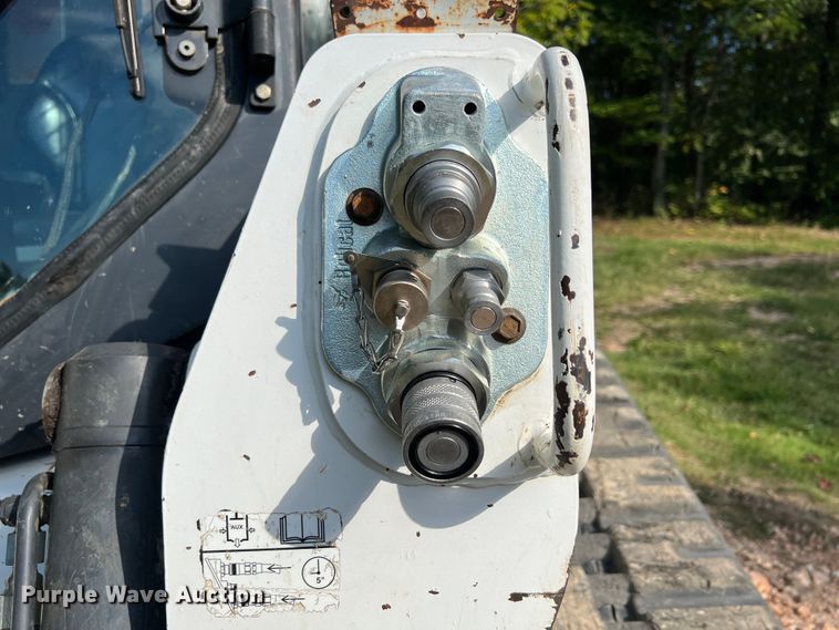 image for item IA9204 2011 Bobcat T870  tracked skid steer loader