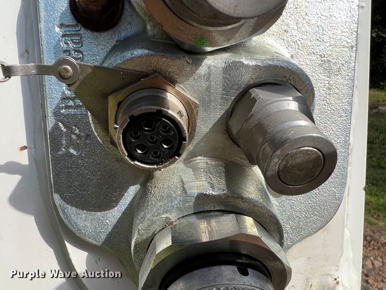 image for item IA9204 2011 Bobcat T870  tracked skid steer loader