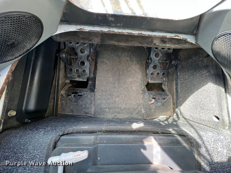 image for item IA9204 2011 Bobcat T870  tracked skid steer loader