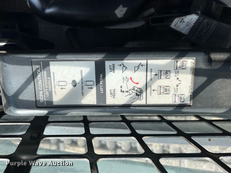 image for item IA9204 2011 Bobcat T870  tracked skid steer loader