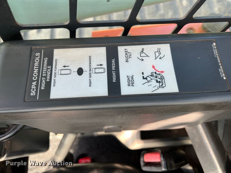 image for item IA9204 2011 Bobcat T870  tracked skid steer loader